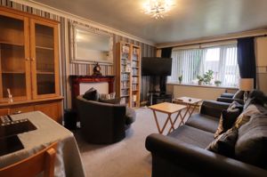 Lounge- click for photo gallery